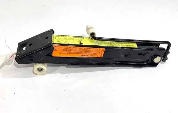 Audi A8 S8 D4 4H Other under body part 4H0011031C