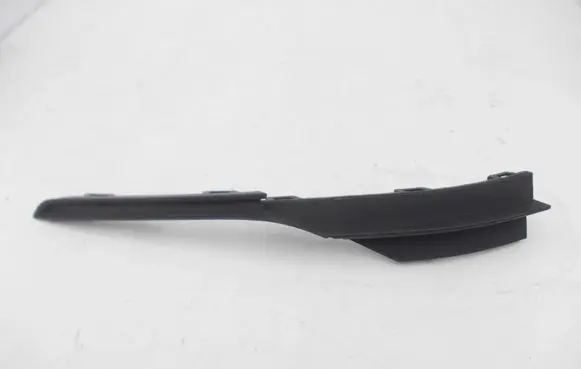 Volkswagen Golf VII Front bumper lower grill 5G0853665L