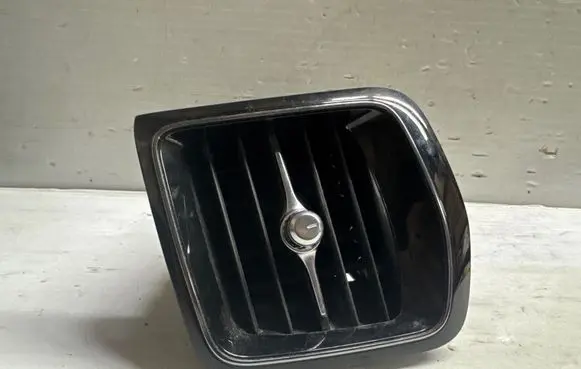 Volvo V60 Dashboard side air vent grill/cover trim 31477875