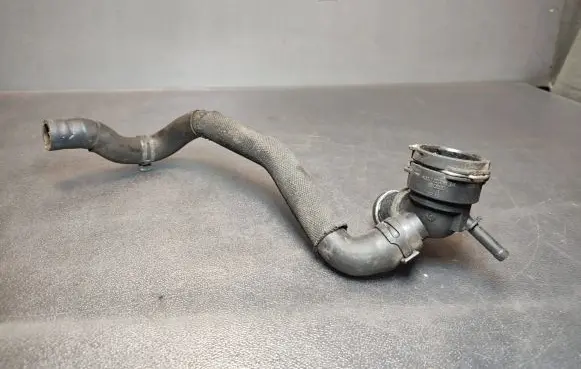 Skoda Superb B8 (3V) Engine coolant pipe/hose 5Q0122291BL
