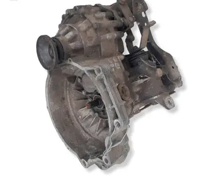 Volkswagen Golf III Manual 5 speed gearbox 020301107H