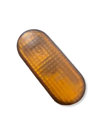 Volkswagen Polo III 6N 6N2 6NF Front fender indicator light 3A0949117A