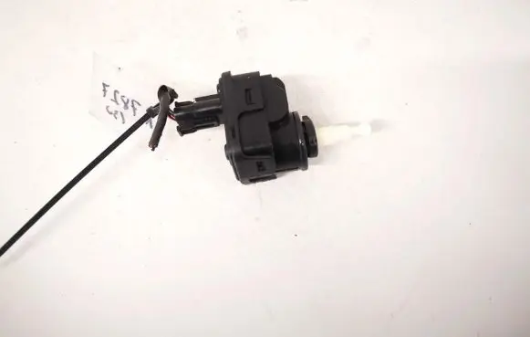 Volvo S40, V40 Headlight level adjustment motor 00728232 007282-32