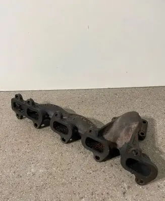 Audi A8 S8 D4 4H Exhaust manifold 057233033BJ