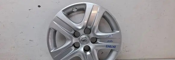Opel Astra H R17 wheel hub/cap/trim 13312568 13312569
