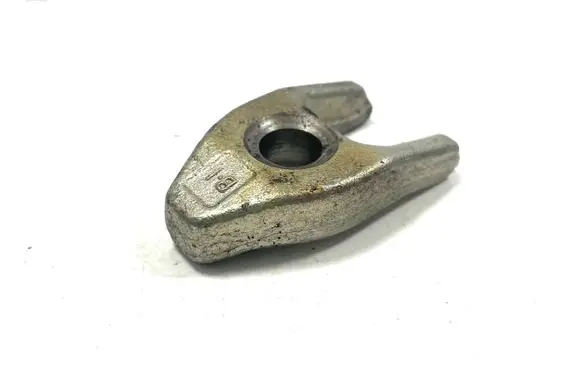 Nissan Qashqai Fuel Injector clamp holder