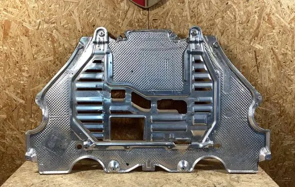 Porsche 718 Cayman 982 982c Engine splash shield/under tray 982825213g