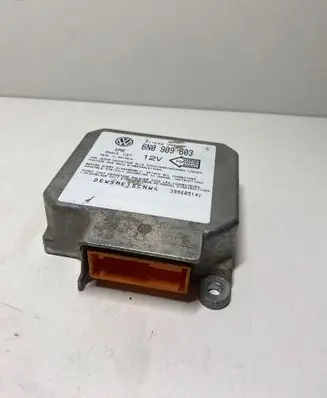 Volkswagen Golf III Airbag control unit/module 6N0909603 39960514 5WK4137