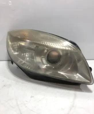 Skoda Fabia Mk2 (5J) Headlight/headlamp 24783200