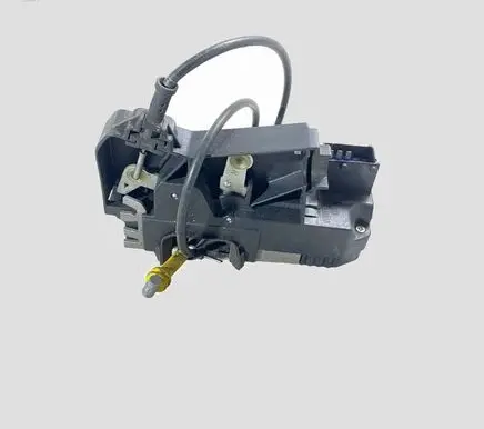 Opel Vivaro Front door lock 8200008261 91166229