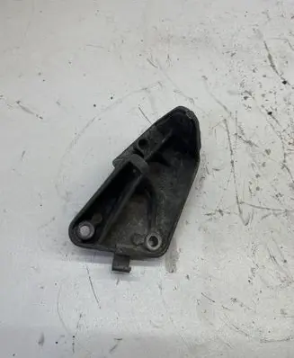 BMW 5 E28 Generator/alternator bracket 1264645