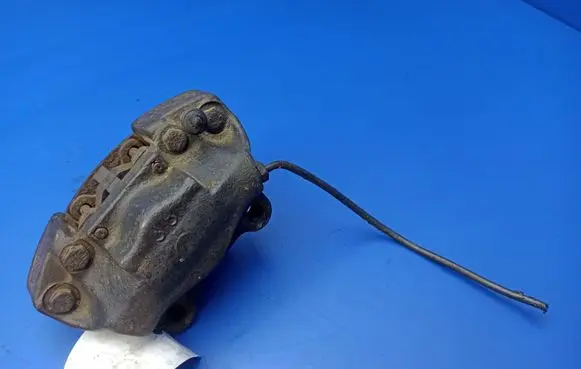 Mercedes-Benz S W126 Rear brake caliper