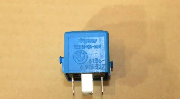 BMW X5 E53 Other relay 6915327