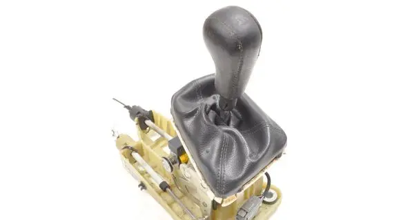 Volvo XC70 Gear shifter/selector 30759227