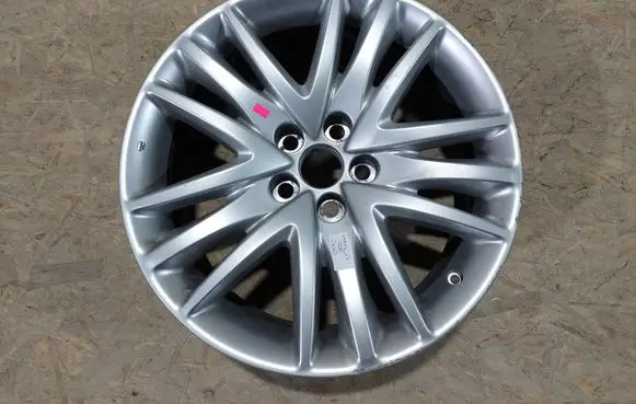 R19 alloy rim