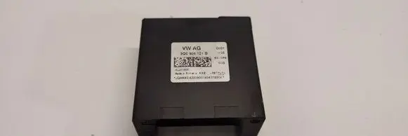 Volkswagen Tiguan Fuel pump relay 3Q0906121B