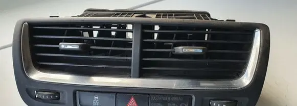 Opel Mokka Dash center air vent grill