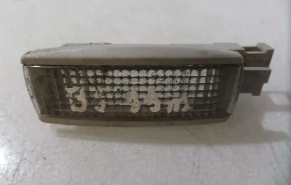 Volkswagen PASSAT B5 Rear seat light 3B0947113
