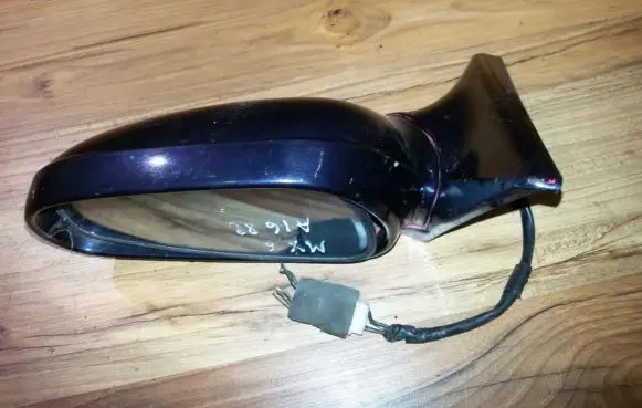 Mazda MX-6 Front door electric wing mirror E13010519