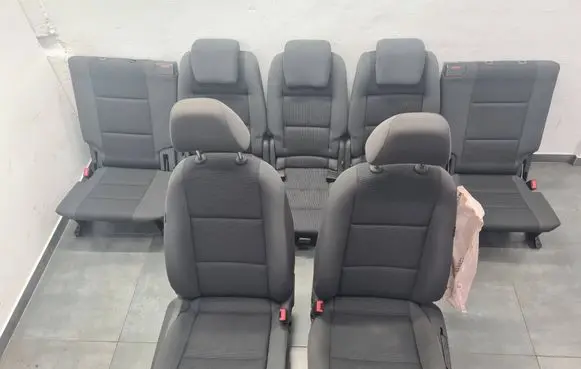 Volkswagen Touran II Seat set 