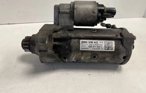 Skoda Superb B8 (3V) Starter motor 02E911022C