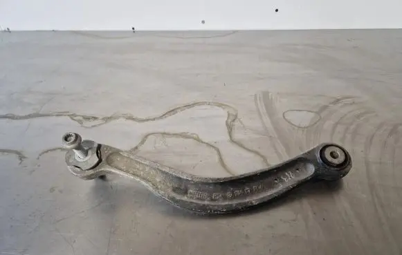 Mercedes-Benz C W205 Rear upper control arm/wishbone 20407