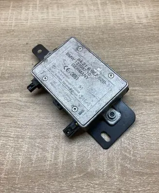 BMW X5 E53 Aerial antenna amplifier 6907520 133997