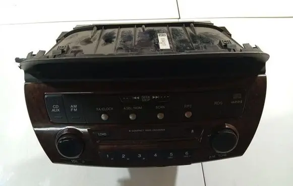Honda FR-V Radio/CD/DVD/GPS head unit 39100SJDG21