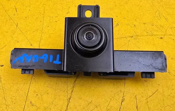 Volkswagen Tiguan Allspace Front bumper camera 5Q0980546A