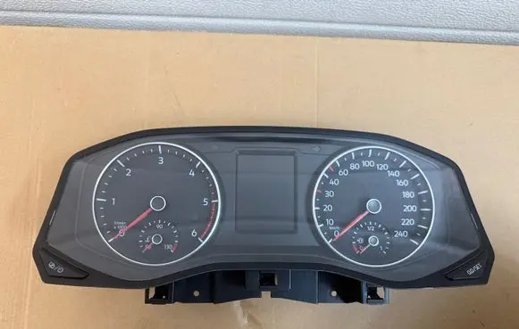 Speedometer (instrument cluster)
