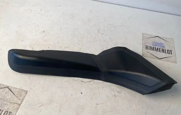 BMW 5 G30 G31 Other trunk/boot trim element 630372