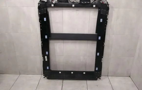 Jeep Grand Cherokee Sunroof frame 68236781AA