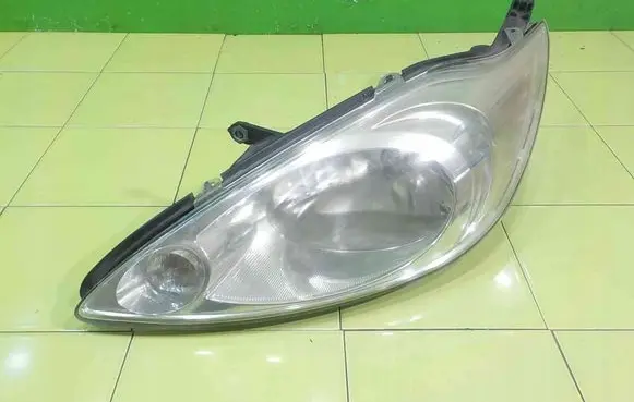 Ford Ka Headlight/headlamp PRZOD