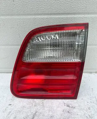 Mercedes-Benz E W210 Tailgate rear/tail lights A2108206264 324512