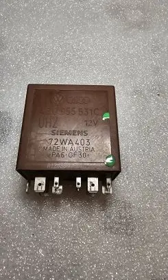 Volkswagen PASSAT B5.5 Other relay 4B0955531C