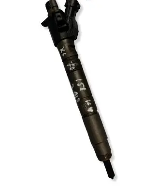 Volvo XC70 Fuel injector 31272690