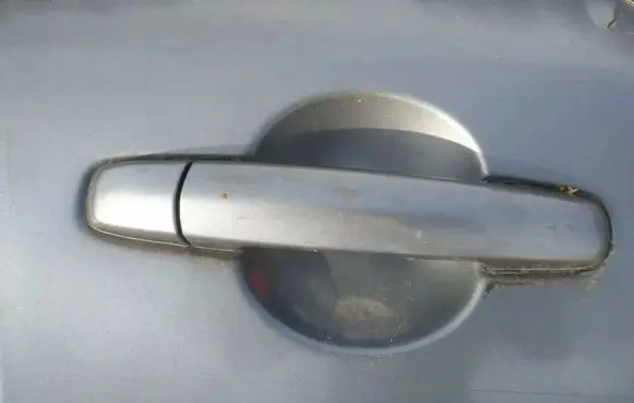 Suzuki SX4 Front door exterior handle