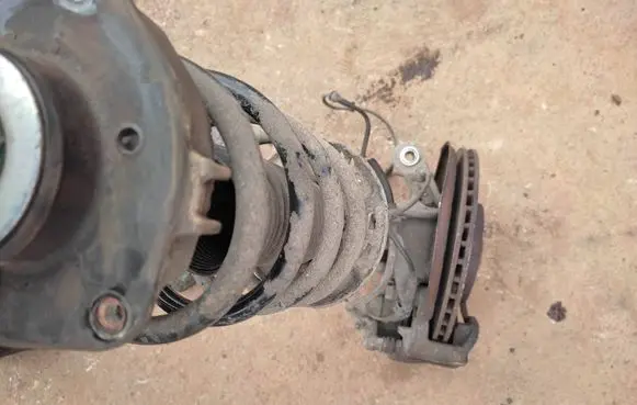 Volkswagen Sharan Front wheel hub spindle knuckle 7N0413031J