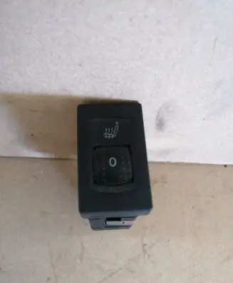 Volkswagen PASSAT B5 Seat heating switch 3B0963563C