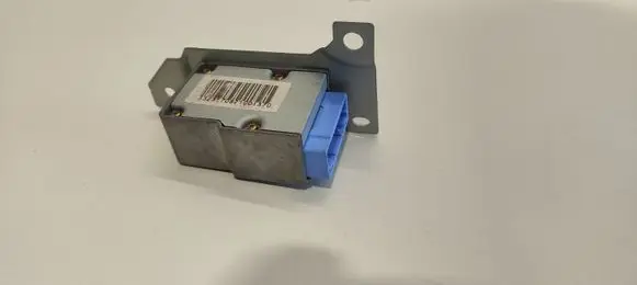 Mazda 626 Airbag deployment crash/impact sensor GE4T57KC0B