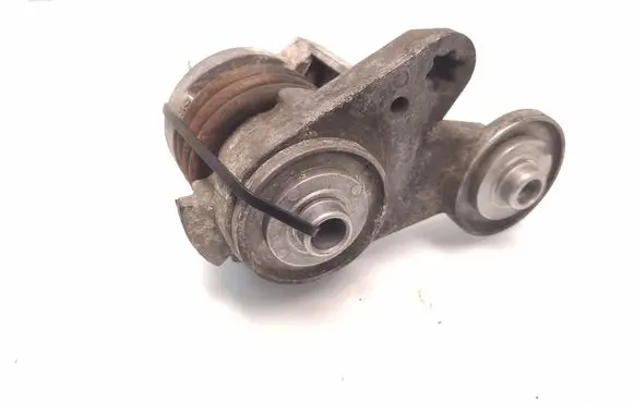 BMW 1 E82 E88 Alternator belt tensioner 7582946 F563004