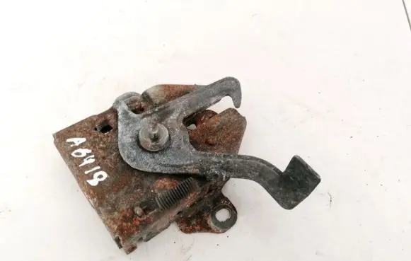 KIA Carens I Engine bonnet/hood lock/catch