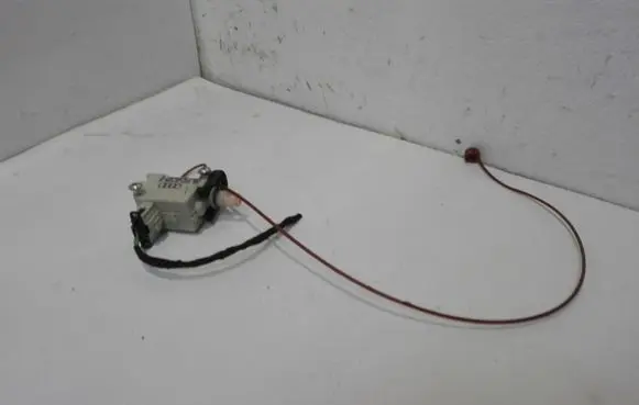 Volkswagen Phaeton Fuel tank cap lock 4F0862153B 3B0959701