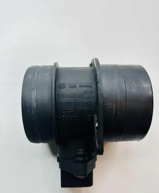 Skoda Superb B5 (3U) Mass air flow meter 0281002461 074906461B