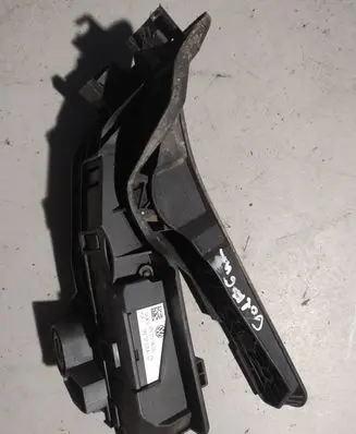 Volkswagen Golf VI Accelerator throttle pedal 1K2721503AJ
