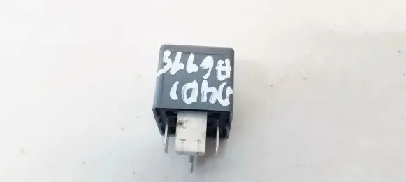 Audi A4 S4 B5 8D Other relay 8D0951253 V23134-J52-X300