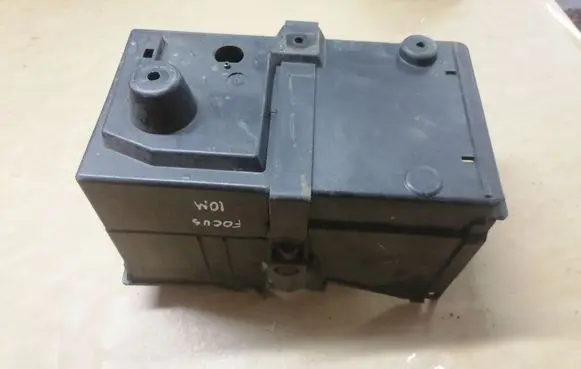 Battery box tray