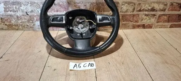 Audi A5 8T 8F Steering wheel