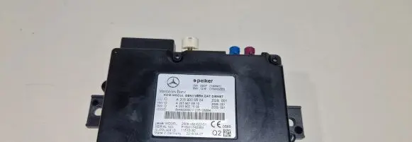 Mercedes-Benz A W176 Bluetooth control unit module A2059000524