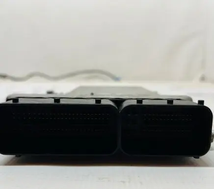 BMW 5 E60 E61 Engine control unit/module 7796678 0281012191 1039S07227